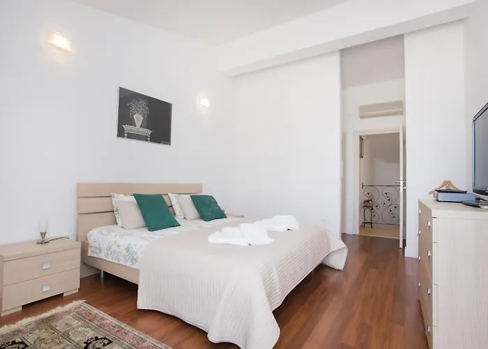 Amazing Mediterranean View Oliva Vila *